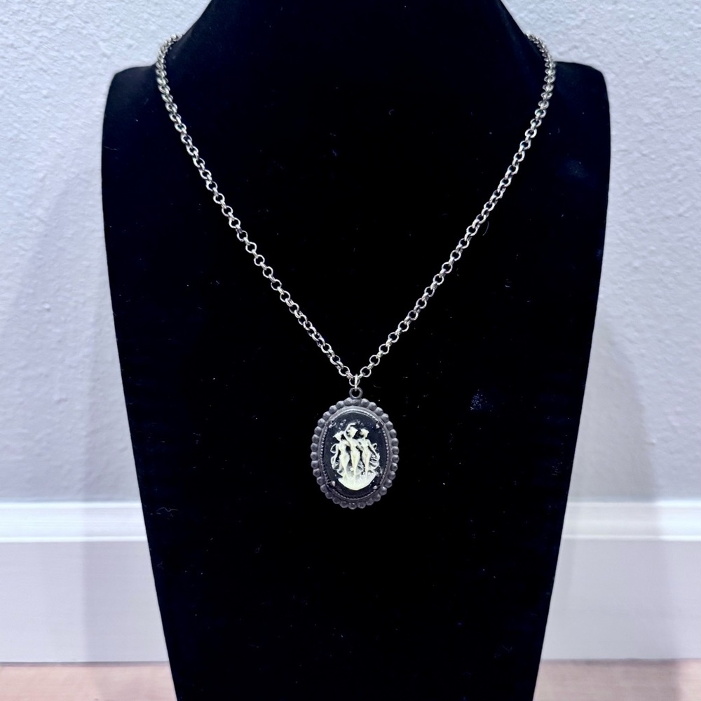 NWT Fun, Female Empowerment themed necklace